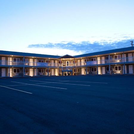 Shoreside Inn & Suites Wabamun Exterior foto